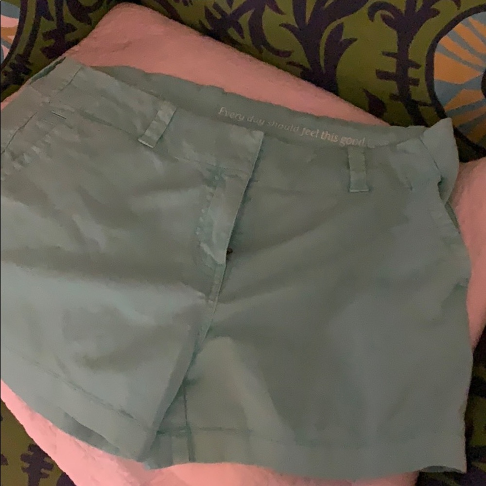 NWOT Vineyard Vines  shorts size 8